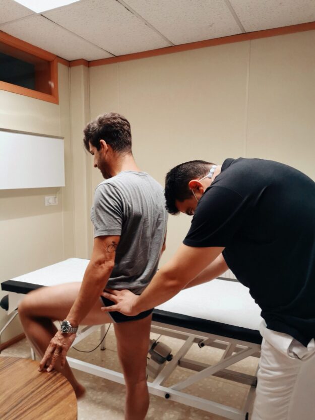 FISIOTERAPIA CLAVERA - Centre terapèutic i rehabilitació esportiva a Granollers